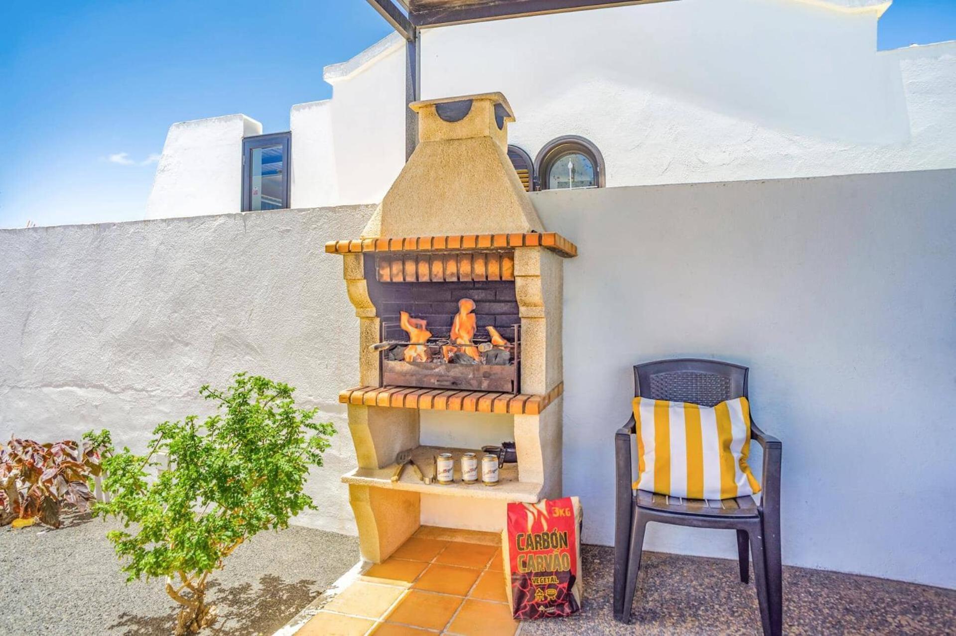 Villa Elena Sol By Villa Plus Tías Extérieur photo